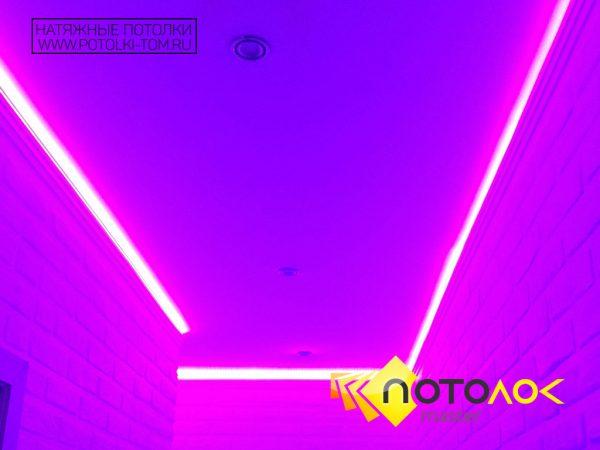 Натяжной потолок с подсветкой в коридоре фото