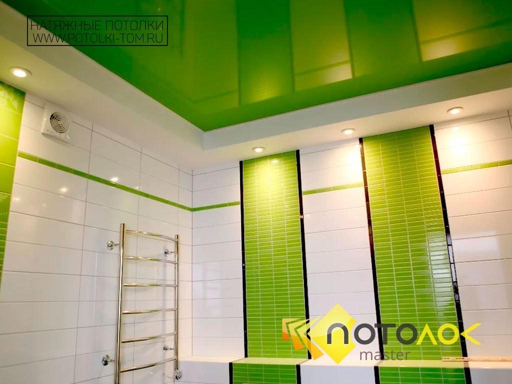 Натяжной потолок в ванной от производителя в Томске и Северске.